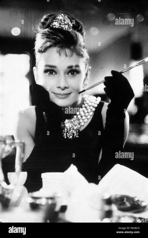 audrey hepburn tiffany tiara breakfast